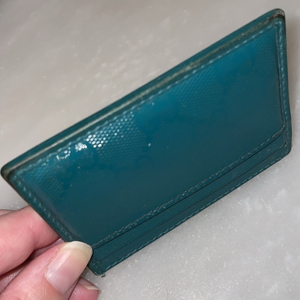 Authentic Gucci GG card holder - Picture 6 of 10